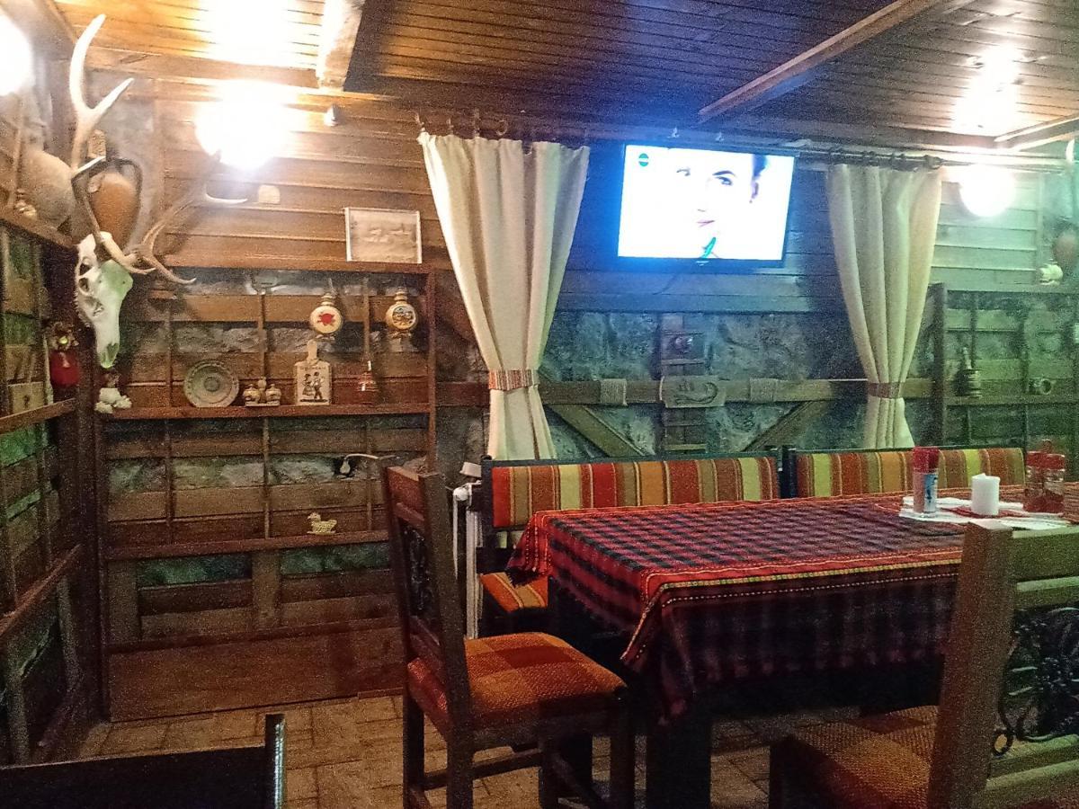 Кръчмъ При Байката Alpin Hotel Рибарица Екстериор снимка