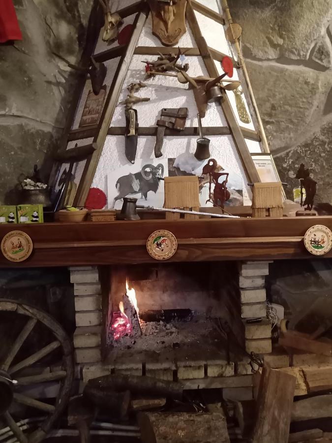 Кръчмъ При Байката Alpin Hotel Рибарица Екстериор снимка